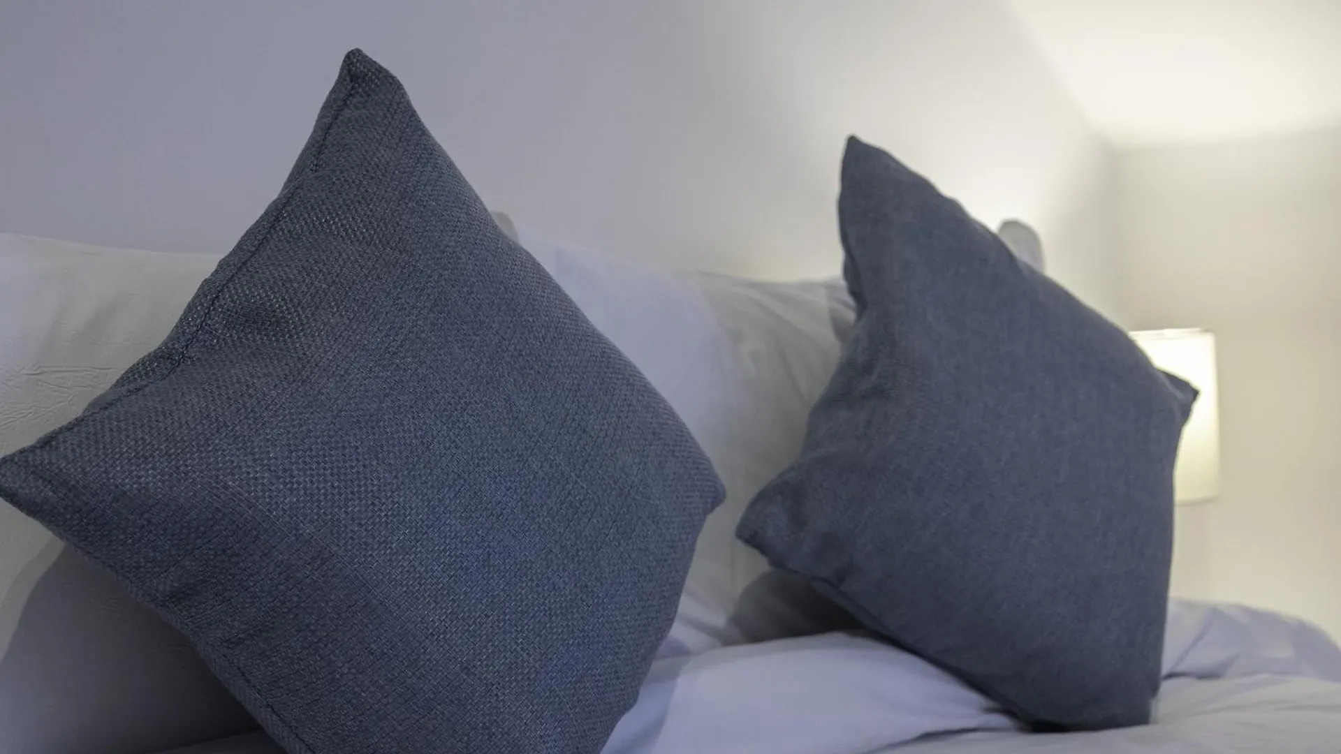 Upper Rock Brighton - Guest House