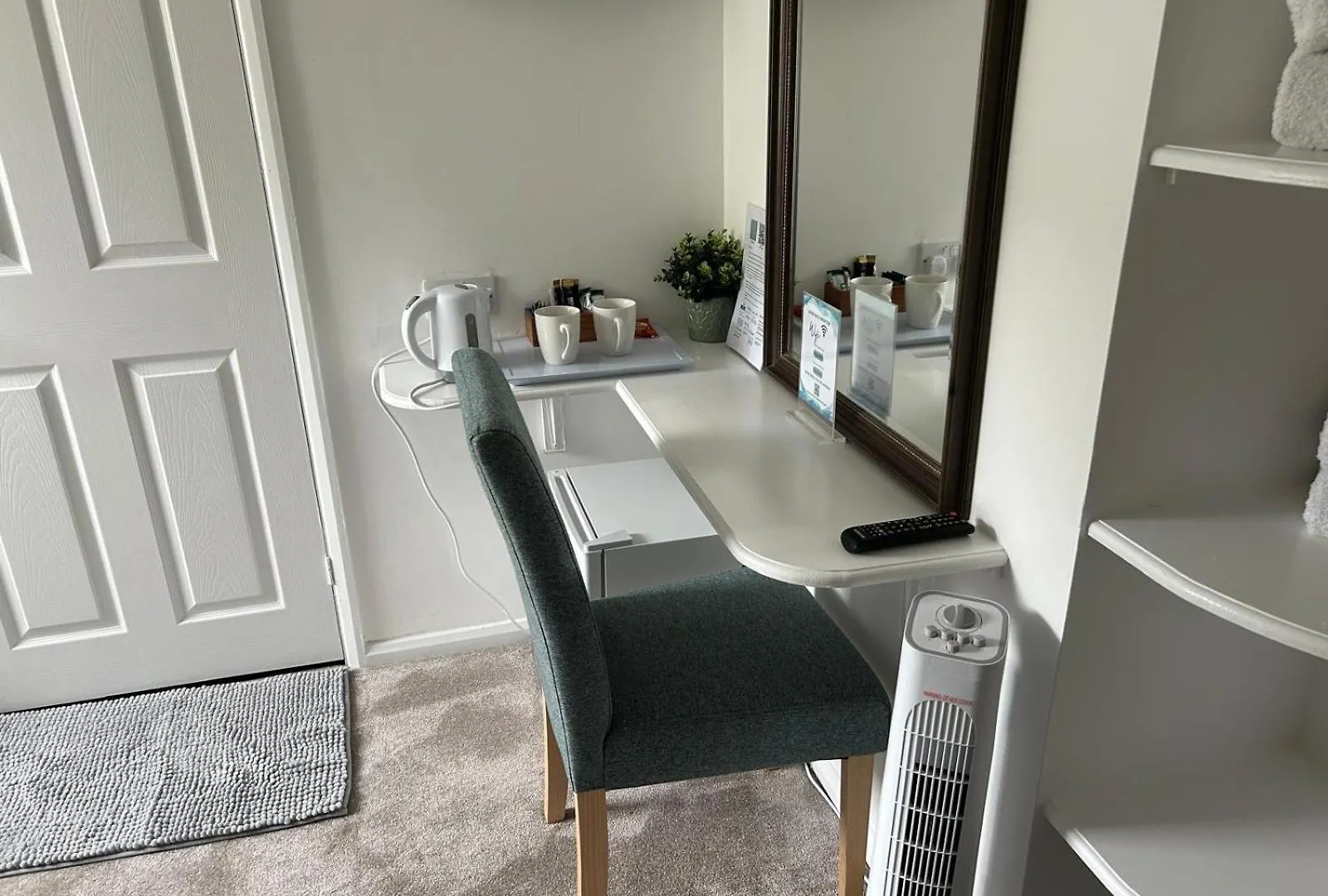 Upper Rock Brighton - Guest House